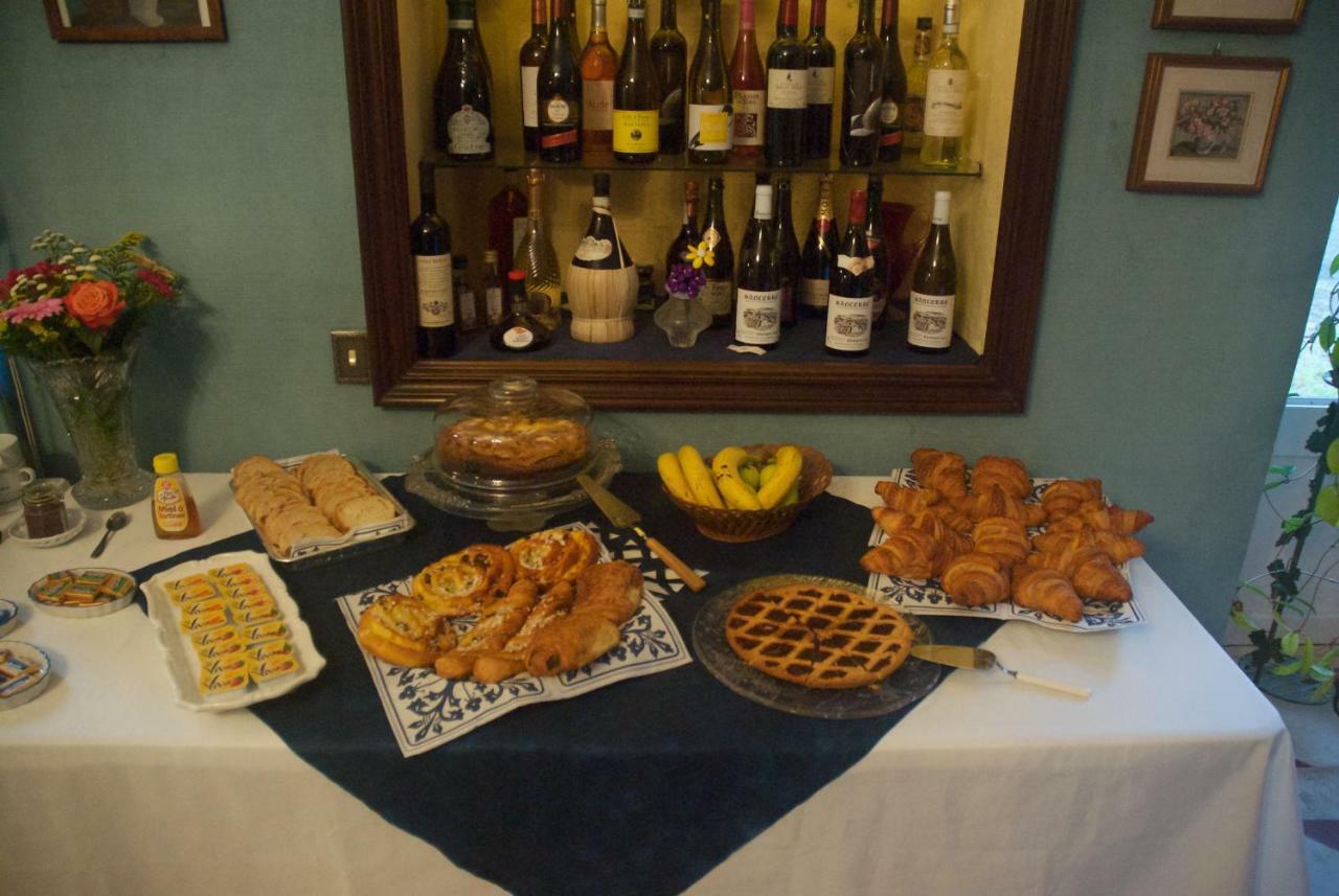 Le Clos Des Cedres B&B La Rochefoucauld Kültér fotó