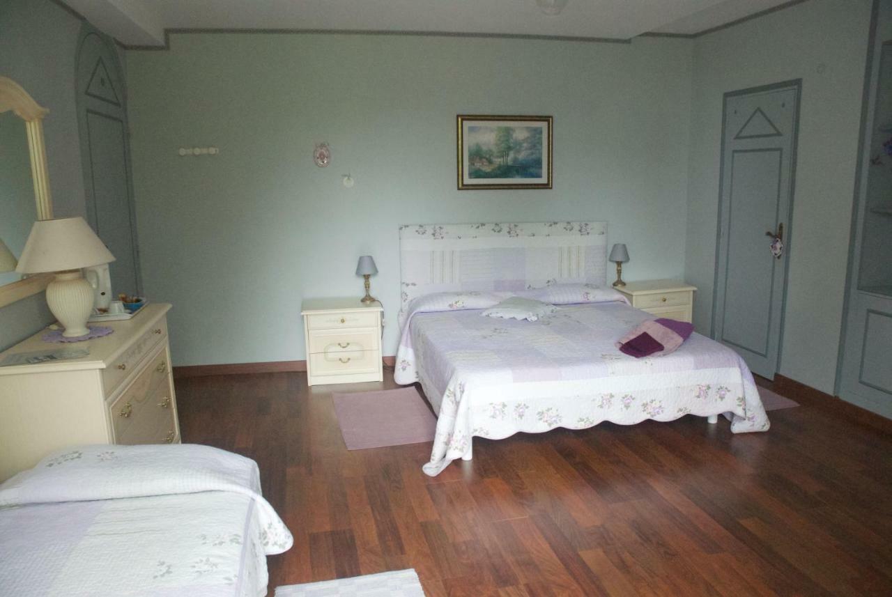 Le Clos Des Cedres B&B La Rochefoucauld Kültér fotó